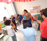 CURSO CONTANDO HISTÓRIAS COLORINDO VIDAS - TÉCNICAS PARA CONTAR HISTÓRIAS III -TURMA 4