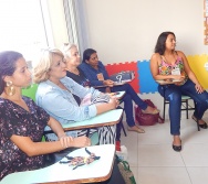 CURSO CONTANDO HISTÓRIAS COLORINDO VIDAS - TÉCNICAS PARA CONTAR HISTÓRIAS III -TURMA 4