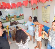 CURSO CONTANDO HISTÓRIAS COLORINDO VIDAS - ASPECTOS TERAPÊUTICOS DA CONT. DE HISTÓRIA -TURMA 3