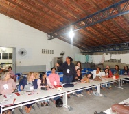 CURSO CONTANDO HISTÓRIAS COLORINDO VIDAS - LINHARES - TURMA 8