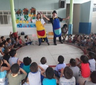 COLORIR - PROJETO CONTANDO HISTÓRIAS COLORINDO VIDAS - UMEI VILA VELHA