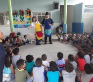 COLORIR - PROJETO CONTANDO HISTÓRIAS COLORINDO VIDAS - UMEI VILA VELHA