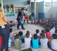 COLORIR - PROJETO CONTANDO HISTÓRIAS COLORINDO VIDAS - UMEI VILA VELHA