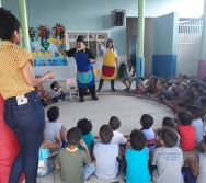 COLORIR - PROJETO CONTANDO HISTÓRIAS COLORINDO VIDAS - UMEI VILA VELHA