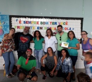 COLORIR - PROJETO CONTANDO HISTÓRIAS COLORINDO VIDAS - UMEI VILA VELHA