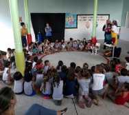 COLORIR - PROJETO CONTANDO HISTÓRIAS COLORINDO VIDAS - UMEI VILA VELHA