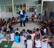 COLORIR - PROJETO CONTANDO HISTÓRIAS COLORINDO VIDAS - UMEI VILA VELHA