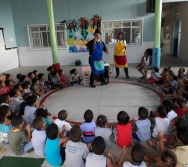 COLORIR - PROJETO CONTANDO HISTÓRIAS COLORINDO VIDAS - UMEI VILA VELHA