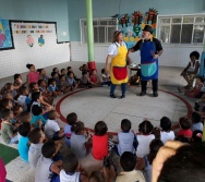 COLORIR - PROJETO CONTANDO HISTÓRIAS COLORINDO VIDAS - UMEI VILA VELHA