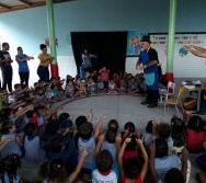 COLORIR - PROJETO CONTANDO HISTÓRIAS COLORINDO VIDAS - UMEI VILA VELHA