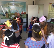 CURSO CONTANDO HISTÓRIAS COLORINDO VIDAS - RESGATE DA LUDICIDADE E TÉCNICAS P/ CONTAR HISTÓRIA