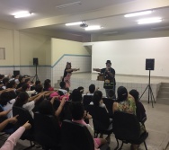 COLORIR - CONTAÇÃO DE HISTÓRIA NA ESCOLA JORGE AMADO - NOVA CARAPINA II