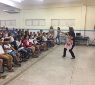 COLORIR - CONTAÇÃO DE HISTÓRIA NA ESCOLA JORGE AMADO - NOVA CARAPINA II