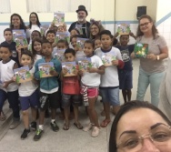 COLORIR - CONTAÇÃO DE HISTÓRIA NA ESCOLA JORGE AMADO - NOVA CARAPINA II