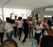 O resgate da ludicidade através das histórias - Universidade Infantil.