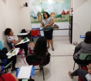 CURSO CONTANDO HISTÓRIAS COLORINDO VIDAS 