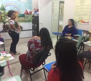 CURSO CONTANDO HISTÓRIAS COLORINDO VIDAS 