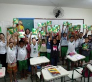 LANÇAMENTO DO LIVRO NTV - PARE OLHE E ESCUTE - ARTHUR COSTA E SILVA - VESPERTINO