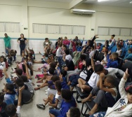 CONTAÇÃO DE HISTÓRIA NA EMEF JORGE AMADO - ESCOLA PARCERIA - ABERTURA DO PROJETO DE LITERATURA