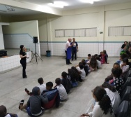 CONTAÇÃO DE HISTÓRIA NA EMEF JORGE AMADO - ESCOLA PARCERIA - ABERTURA DO PROJETO DE LITERATURA