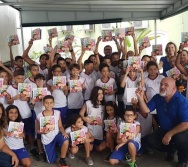 RITA SANTOS E EUGÊNIO FERNANDES LANÇAM O LIVRO SOMOS TODOS COLORIDOS