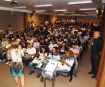 PARTICIPAÇÃO DO COLORIR NA SEMANA DE CIDADANIA E ÉTICA DO SENAI - CIVIT I - ADOLESCENTES APRENDIZ