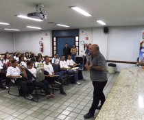 PALESTRA INTERATIVA NO SENAC - VILA VELHA COM ADOLESCENTES APRENDIZES - VESPERTINO