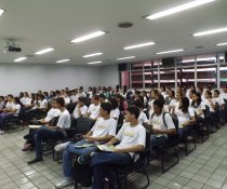PALESTRA INTERATIVA NO SENAC - VILA VELHA COM ADOLESCENTES APRENDIZES - VESPERTINO