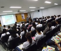 PALESTRA INTERATIVA NO SENAC - VILA VELHA COM ADOLESCENTES APRENDIZES - VESPERTINO