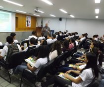 PALESTRA INTERATIVA NO SENAC - VILA VELHA COM ADOLESCENTES APRENDIZES - VESPERTINO
