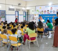 MAIS DE 400 CRIANÇAS FORAM CONTEMPLADAS COM LIVROS DOS CLÁSSICOS DA LITERATURA