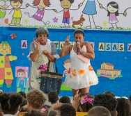 MAIS DE 400 CRIANÇAS FORAM CONTEMPLADAS COM LIVROS DOS CLÁSSICOS DA LITERATURA