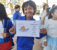 PAA - PASSEATA AMBIENTAL NA COMUNIDADE DE NAQUE - ESCOLA PEDRO FERNANDES