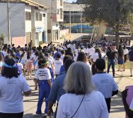 PAA - PASSEATA AMBIENTAL NA COMUNIDADE DE NAQUE - ESCOLA PEDRO FERNANDES