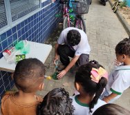 DIA DE PLANTAR RABANETES COM O CMEI REGIONAL SILVESTRE - PEQUENOS HORTICULTORES NO PROJETO COLORIR SUSTENTÁVEL