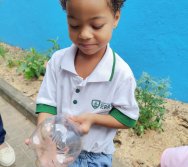 DIA DE PLANTAR RABANETES COM O CMEI REGIONAL SILVESTRE - PEQUENOS HORTICULTORES NO PROJETO COLORIR SUSTENTÁVEL