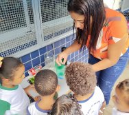 DIA DE PLANTAR RABANETES COM O CMEI REGIONAL SILVESTRE - PEQUENOS HORTICULTORES NO PROJETO COLORIR SUSTENTÁVEL