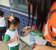 DIA DE PLANTAR RABANETES COM O CMEI REGIONAL SILVESTRE - PEQUENOS HORTICULTORES NO PROJETO COLORIR SUSTENTÁVEL
