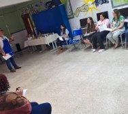 CONTANDO HISTÓRIAS COLORINDO VIDAS - PROJETO APOIE - PSICÓLOGOS E ASSISTENTES SOCIAIS (CARIACICA)