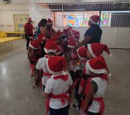 CHEGADA DE PAPAI NOEL - CMEI VERA CALMON
