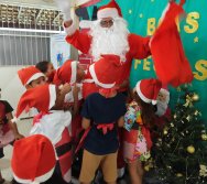 CHEGADA DE PAPAI NOEL - CMEI VERA CALMON