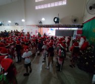CHEGADA DE PAPAI NOEL - CMEI VERA CALMON