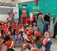 CHEGADA DE PAPAI NOEL - CMEI VERA CALMON