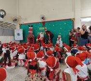 CHEGADA DE PAPAI NOEL - CMEI VERA CALMON