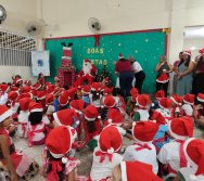 CHEGADA DE PAPAI NOEL - CMEI VERA CALMON