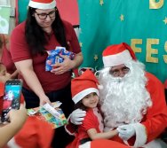 CHEGADA DE PAPAI NOEL - CMEI VERA CALMON