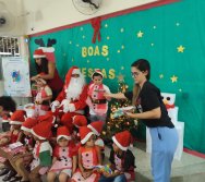 CHEGADA DE PAPAI NOEL - CMEI VERA CALMON