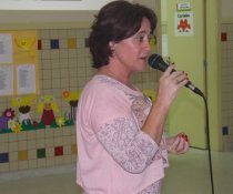 ESCOLA DE PAIS - MINHA CASA TAMBÉM É COLORIDA - CMEI CORA CORALINA