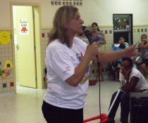 ESCOLA DE PAIS - MINHA CASA TAMBÉM É COLORIDA - CMEI CORA CORALINA