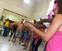 ESCOLA DE PAIS - MINHA CASA TAMBÉM É COLORIDA - CMEI CORA CORALINA